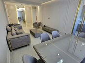 Продаётся 3-комн. новостройка 96 м², м. Кара Караев, photo 1 from 8