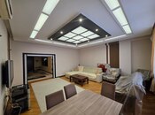 Сдаётся 3-комн. новостройка 145 м², м. Низами, photo 1 from 8