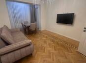 İcarəyə verilir 2 otaqlı köhnə tikili 55 m², Gənclik m., photo 1 from 7