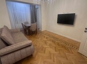 İcarəyə verilir 2 otaqlı köhnə tikili 60 m², Nərimanov r., photo 1 from 7