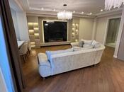 Сдаётся 3-комн. новостройка 163 м², м. 8 ноября, photo 1 from 8
