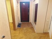 Satılır 3 otaqlı köhnə tikili 95 m², İnşaatçılar m., photo 7 from 8