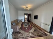 Сдаётся 3-комн. вторичка 65 м², м. Низами, photo 2 from 8