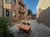 Satılır 8 otaqlı həyət evi/bağ evi 370 m², Xalqlar Dostluğu m., photo 2 from 8