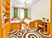 Satılır 3 otaqlı köhnə tikili 110 m², Qara Qarayev m., photo 7 from 8
