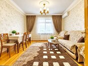 Satılır 3 otaqlı köhnə tikili 110 m², Qara Qarayev m., photo 1 from 8