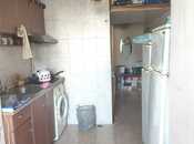 Продается 2-комн. вторичка 40 м², м. Гянджлик, photo 6 from 8