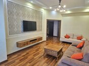 Продаётся 3-комн. новостройка 85 м², м. Нефтчиляр, photo 2 from 8