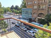 Продаётся 3-комн. вторичка 80 м², м. 28 мая, photo 1 from 8