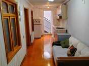 İcarəyə verilir 1 otaqlı həyət evi/bağ evi 35 m², İnşaatçılar m., photo 1 from 7