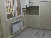 Satılır 2 otaqlı köhnə tikili 50 m², İnşaatçılar m., photo 1 from 8
