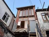 Satılır 3 otaqlı həyət evi/bağ evi 100 m², Elmlər Akademiyası m., photo 1 from 8