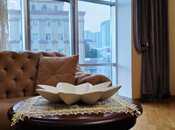 Сдается 3-комн. новостройка 170 м², м. Низами, photo 1 from 8