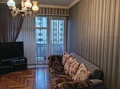 Satılır 3 otaqlı köhnə tikili 100 m², Elmlər Akademiyası m., photo 1 from 8