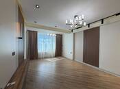 Продаётся 2-комн. новостройка 70 м², м. Кара Караев, photo 1 from 8