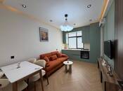 Продаётся 2-комн. новостройка 51 м², м. Кара Караев, photo 1 from 8
