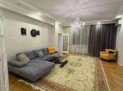 Сдаётся 3-комн. новостройка 90 м², м. Низами, photo 1 from 8