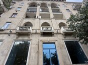 Satılır 2 otaqlı köhnə tikili 55 m², Bayıl q., photo 1 from 8