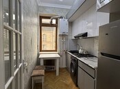 Satılır 2 otaqlı köhnə tikili 55 m², Bayıl q., photo 2 from 8