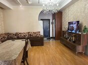 Продаётся 2-комн. новостройка 70 м², м. Иншаатчылар, photo 1 from 8