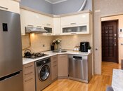 Продаётся 2-комн. вторичка 65 м², м. Ази Асланов, photo 3 from 8