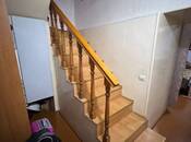 Satılır 4 otaqlı köhnə tikili 65 m², Qara Qarayev m., photo 2 from 8