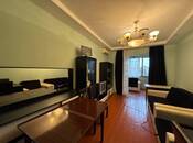 Satılır 2 otaqlı köhnə tikili 62 m², İnşaatçılar m., photo 2 from 8