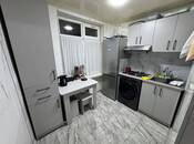 Satılır 3 otaqlı köhnə tikili 90 m², Qara Qarayev m., photo 2 from 8