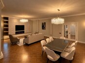 İcarəyə verilir 4 otaqlı yeni tikili 240 m², 28 May m., photo 2 from 8