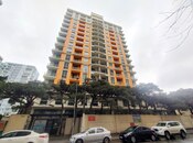 Продаётся 3-комн. новостройка 108 м², м. Кара Караев, photo 1 from 4