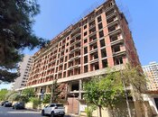 Продаётся 3-комн. новостройка 108 м², м. Кара Караев, photo 2 from 4