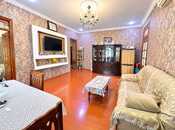 Satılır 2 otaqlı köhnə tikili 38 m², Qara Qarayev m., photo 1 from 7