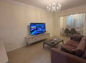 Satılır 3 otaqlı köhnə tikili 85 m², Elmlər Akademiyası m., photo 1 from 7