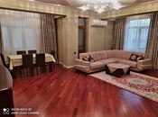 Сдаётся 3-комн. новостройка 147 м², м. Низами, photo 1 from 8