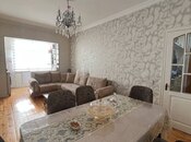 Продаётся 2-комн. вторичка 40 м², м. Ази Асланов, photo 3 from 8