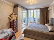 Satılır 3 otaqlı köhnə tikili 75 m², Elmlər Akademiyası m., photo 4 from 8
