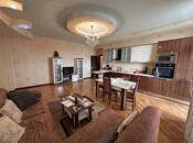 İcarəyə verilir 3 otaqlı yeni tikili 132 m², 28 May m., photo 1 from 8