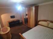 Сдаётся 1-комн. вторичка 30 м², м. Элмляр Академиясы, photo 1 from 8