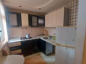 Продаётся 2-комн. вторичка 40 м², м. Нефтчиляр, photo 6 from 8