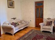 Satılır 3 otaqlı köhnə tikili 100 m², Elmlər Akademiyası m., photo 1 from 8