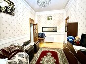 Продаётся 2-комн. вторичка 60 м², м. Кара Караев, photo 2 from 8