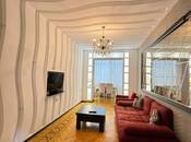 Продаётся 2-комн. вторичка 60 м², м. Элмляр Академиясы, photo 2 from 8