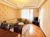 Сдаётся 3-комн. новостройка 125 м², м. Низами, photo 1 from 8