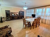 Satılır 2 otaqlı köhnə tikili 90 m², Şah İsmayıl Xətai m., photo 2 from 8