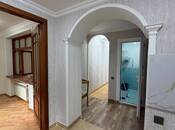 Satılır 2 otaqlı köhnə tikili 65 m², İnşaatçılar m., photo 3 from 8