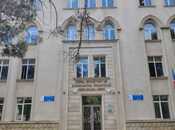 Satılır 2 otaqlı köhnə tikili 45 m², Elmlər Akademiyası m., photo 2 from 8
