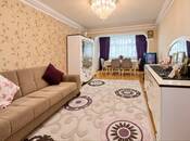 Продаётся 4-комн. вторичка 110 м², м. Нефтчиляр, photo 2 from 8