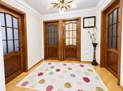 Продаётся 4-комн. вторичка 110 м², м. Нефтчиляр, photo 8 from 8