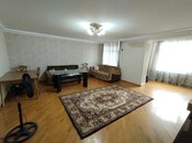 Продаётся 2-комн. вторичка 70 м², м. Элмляр Академиясы, photo 1 from 8