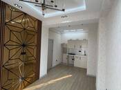 Продаётся 3-комн. новостройка 63 м², м. Кара Караев, photo 1 from 8